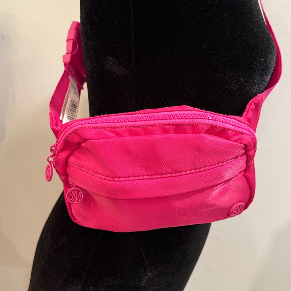 On Sale Today!
Steve Madden Remix beltbag in fuchsia